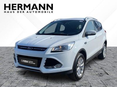 Gebraucht Ford Kuga Titanium 150 PS (110 kW) 2016 Weiß SUV