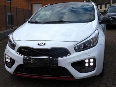 Gebraucht Kia ProCeed GT-Track 204 PS (150 kW) 2014 Weiß Kleinwagen