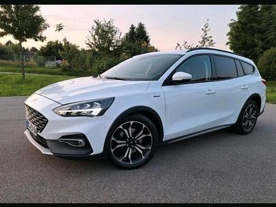 Usata Ford Focus Active 151 CV (111 kW) 2020 Bianco Station wagon
