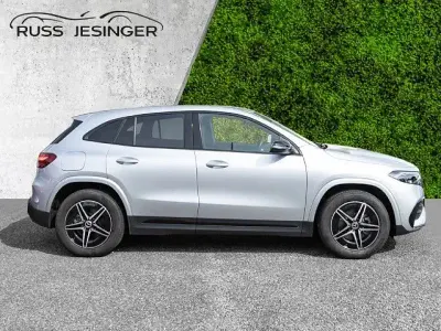 Gebraucht Mercedes EQA250 AMG line 139 kW (190 PS) 2025 Hightechsilber metallic SUV