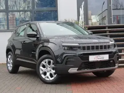 Usata Jeep Avenger 221 CV (162 kW) 2024 Nero SUV