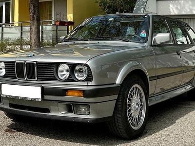 Gebraucht BMW 325 170 PS (125 kW) 1988 Silber Kombi