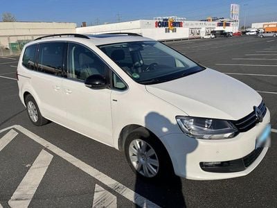 Gebraucht VW Sharan Match 140 PS (102 kW) 2013 Weiß Van / Kleinbus