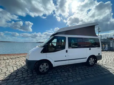 Gebraucht Ford Transit Nugget 140 PS (102 kW) 2013 Weiß Van / Kleinbus