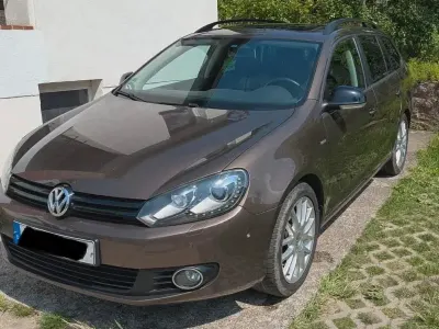Używany VW Golf VII Match 140 KM (102 kW) 2012 Brązowy Kombi