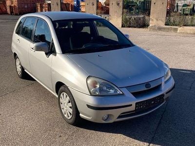 Suzuki Liana