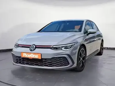 Gebraucht VW Golf VIII GTI 245 PS (180 kW) 2024 Grau Limousine