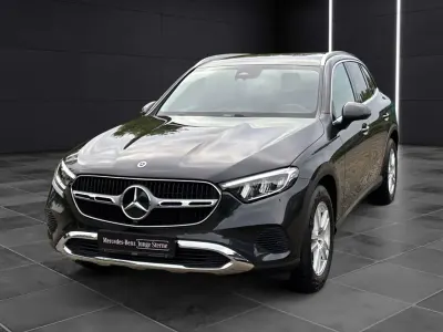 Używany Mercedes GLC220 Avantgarde 197 KM (144 kW) 2025 Szary SUV
