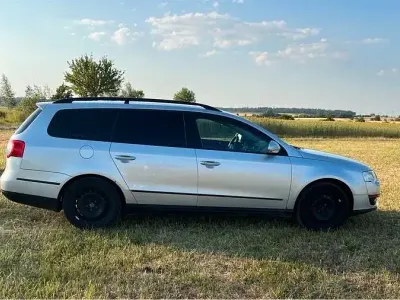 Gebraucht VW Passat 110 PS (80 kW) 2009 Silber Kombi