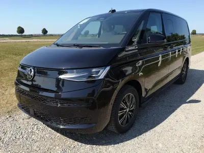 Neu VW Multivan Elegance 180 PS (132 kW) 2026 Deepblack perleffekt Van / Kleinbus