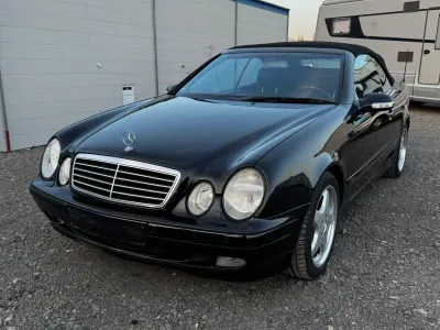 Gebraucht Mercedes CLK320 Avantgarde 218 PS (160 kW) 2001 Schwarz Cabrio