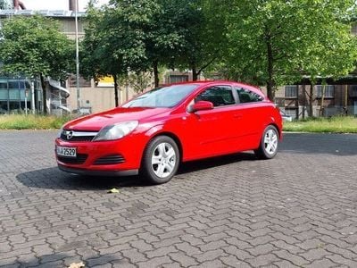 Opel Astra GTC