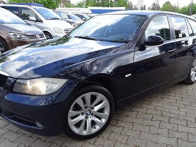 Gebraucht BMW 318 143 PS (105 kW) 2007 Blau Kombi