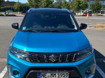 Gebraucht Suzuki Vitara Comfort 129 PS (94 kW) 2023 Blau SUV