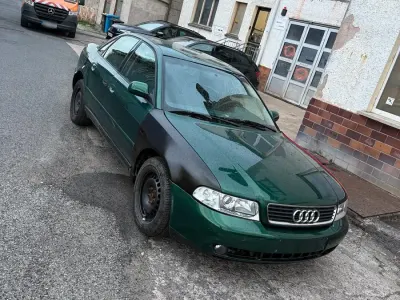 Occasion Audi A4 101 ch (74 kW) 1999 Vert Berline