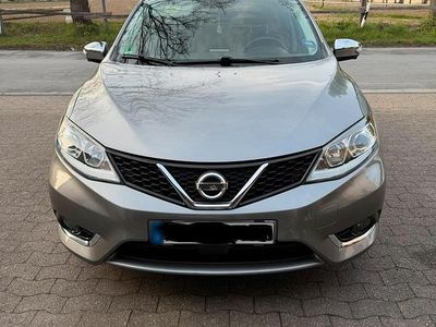 Gebraucht Nissan Pulsar Tekna 110 PS (80 kW) 2016 Grau Kleinwagen