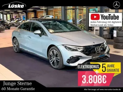 Używany Mercedes EQE300 Electric Art 180 kW (245 KM) 2025 Srebrny Sedan/Limuzyna