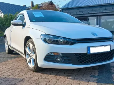 Gebraucht VW Scirocco Sport 200 PS (147 kW) 2009 Weiß Coupé