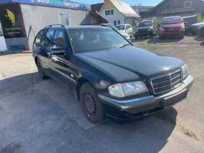 Second-hand Mercedes C200
