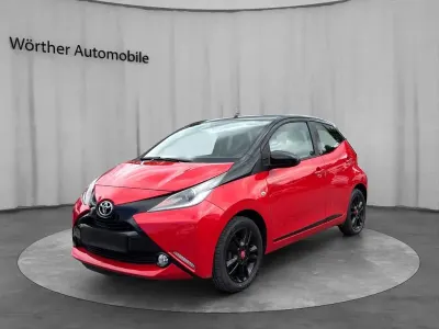 Gebraucht Toyota Aygo X-cite 69 PS (50 kW) 2017 Rot Kleinwagen