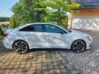 Gebraucht Audi A3 S-Line 150 PS (110 kW) 2025 Weiß Limousine