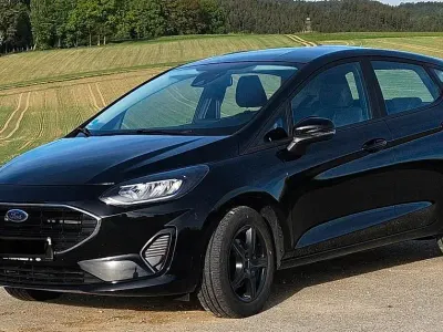 Gebraucht Ford Fiesta 101 PS (74 kW) 2022 Schwarz Kleinwagen