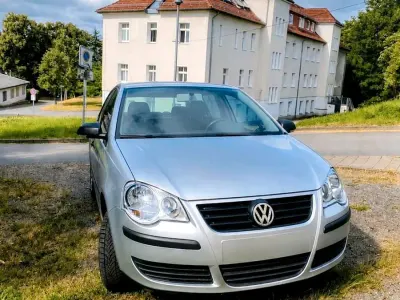 Gebraucht VW Polo 60 PS (44 kW) 2009 Silber Kleinwagen