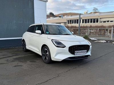 Gebraucht Suzuki Swift Comfort+ 83 PS (61 kW) 2025 Weiß Kleinwagen