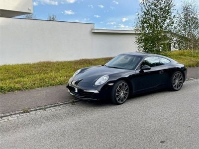 Porsche 911 Carrera