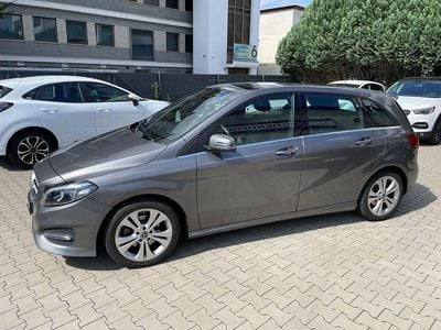 Mercedes B200