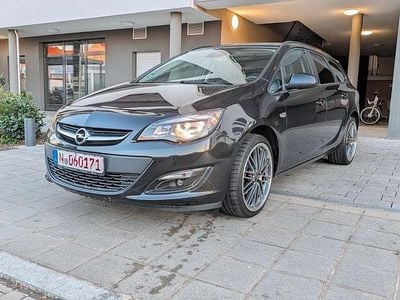 Gebraucht Opel Astra Edition 136 PS (100 kW) 2016 Schwarz Kombi
