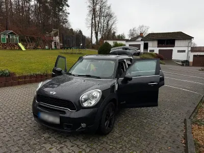 Second-hand Mini Cooper S Countryman 184 CP (135 kW) 2012 Negru SUV