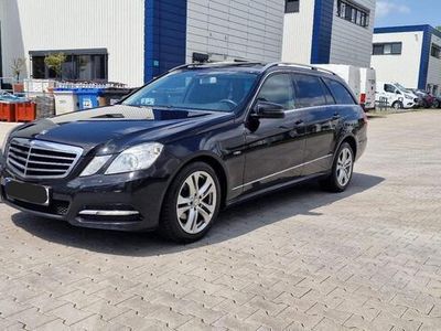 Mercedes E220