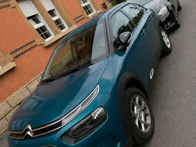 Gebraucht Citroën C4 Cactus 185 PS (136 kW) 2026 Blau Kleinwagen