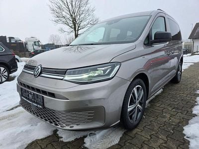 Beige Gebraucht 2021 VW Caddy Move Van / Kleinbus | 25.990 € (Guter Preis)