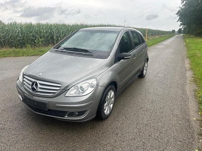 Mercedes B150