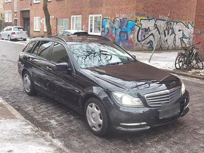 Schwarz Gebraucht 2012 Mercedes C220 Kombi | 3.499 € (Fairer Preis)