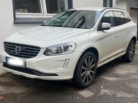 Gebraucht Volvo XC60 181 PS (133 kW) 2015 Weiß SUV