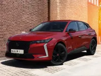 Gebraucht DS Automobiles DS4 Performance 131 PS (96 kW) 2023 Lackierung peperoncino red/typ SUV