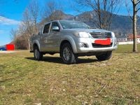 Gebraucht Toyota HiLux 144 PS (105 kW) 2014 Silber Pickup