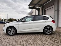 Gebraucht BMW 220 Active Tourer Sport Line 192 PS (141 kW) 2017 Weiß Van / Kleinbus