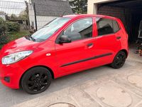 Gebraucht Hyundai i10 69 PS (50 kW) 2013 Rot Kleinwagen