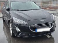 Gebraucht Ford Focus 125 PS (91 kW) 2019 Schwarz Kombi