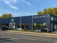 Used Peugeot 2008 Active 131 HP (96 kW) 2022 Black SUV