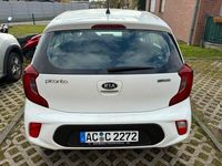 Gebraucht Kia Picanto Edition 7 67 PS (49 kW) 2017 Weiß Kleinwagen