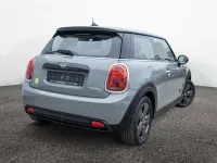 Gebraucht Mini Cooper SE Essential 135 kW (184 PS) 2022 Grau Kleinwagen