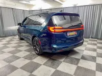 Gebraucht Chrysler Pacifica Limited 286 PS (210 kW) 2022 Blau Van