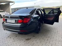 gebraucht BMW 750 d xDrive -
