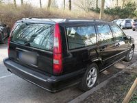 Gebraucht Volvo V70 142 PS (104 kW) 1999 Schwarz Kombi
