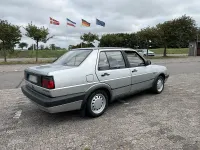 Gebraucht VW Jetta 69 PS (50 kW) 1991 Grau Limousine